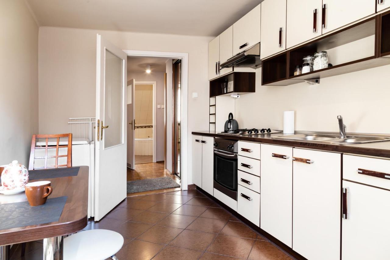 2 Bedroom Apartment, Heart Of Krakow Tomasza St Bagian luar foto
