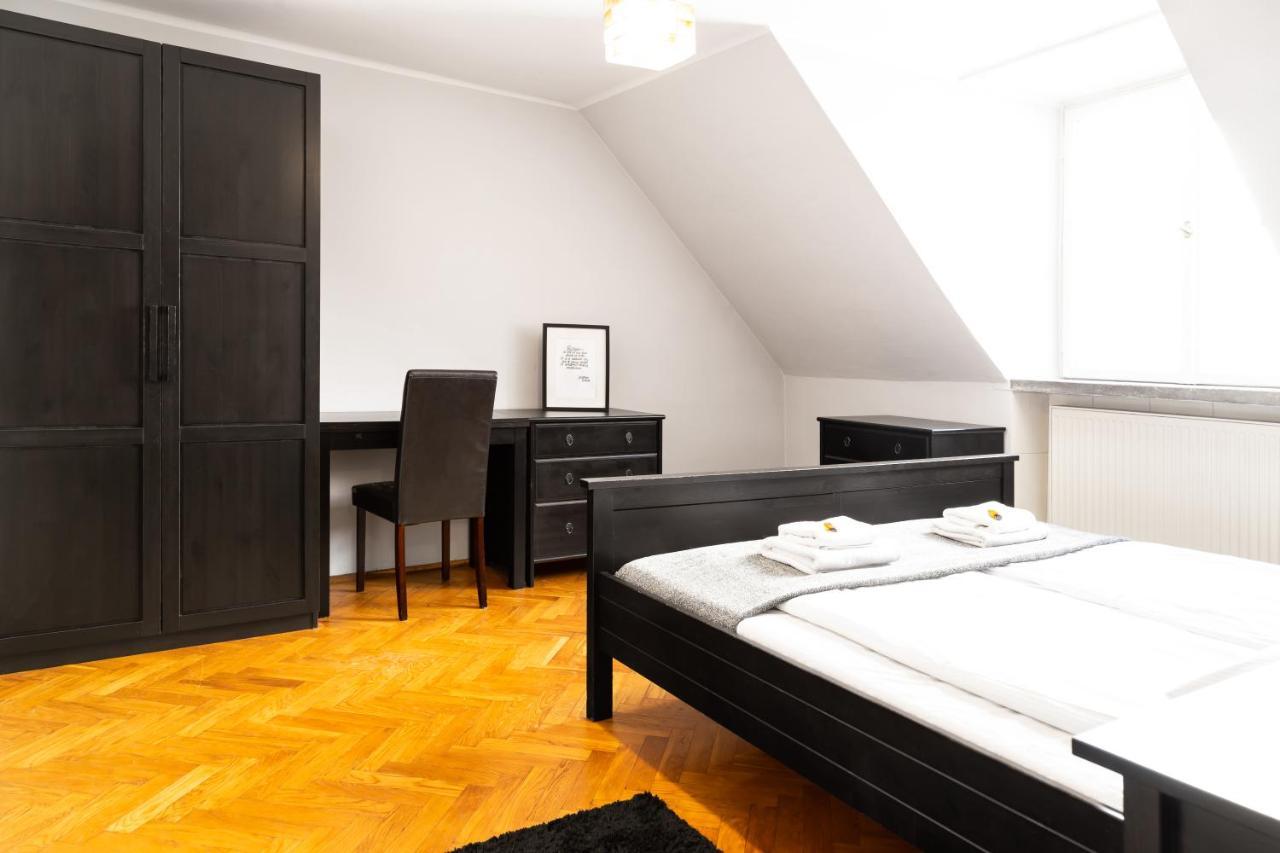 2 Bedroom Apartment, Heart Of Krakow Tomasza St Bagian luar foto